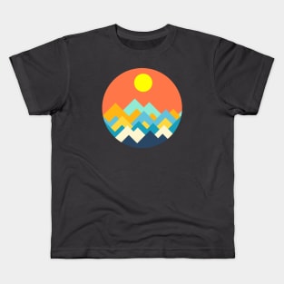 Minimalist Abstract Nature Art #24 Geometric Mountains and Sun Retro Vintage Colors Kids T-Shirt